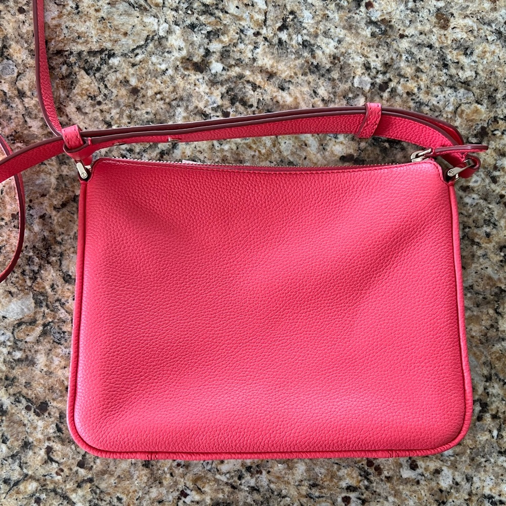 NEW Kate Spade Leather Crossbody Purse Coral 🪸 Pink with Adjustable Strap - Picture 4 of 14